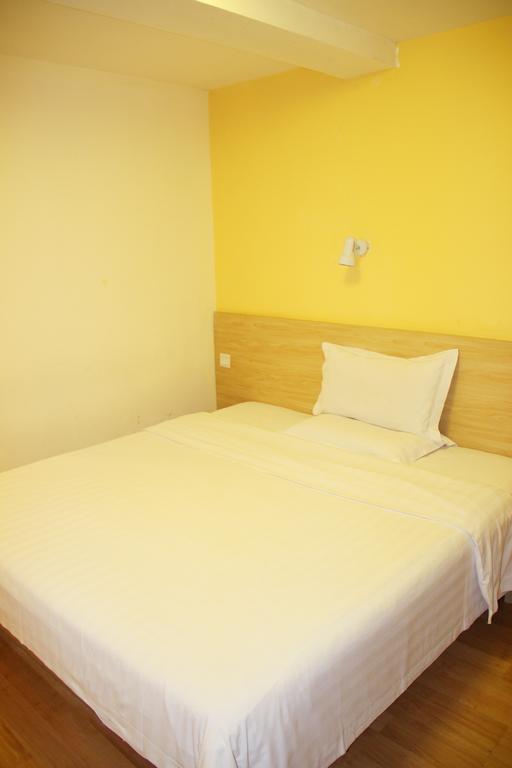 7Days Inn Wuhan Zongguan חדר תמונה
