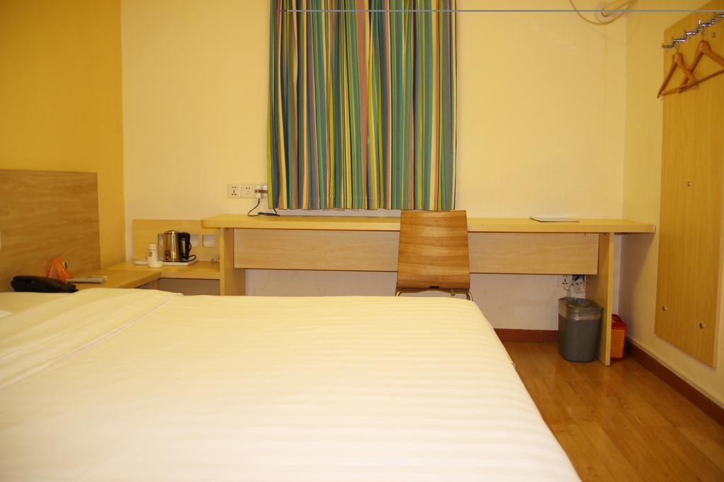 7Days Inn Wuhan Zongguan חדר תמונה