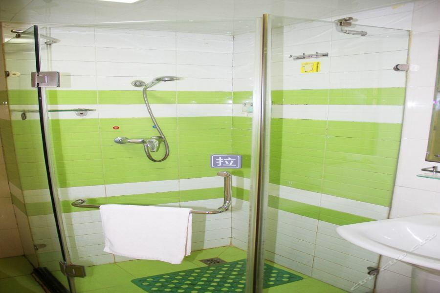 7Days Inn Wuhan Zongguan מראה חיצוני תמונה